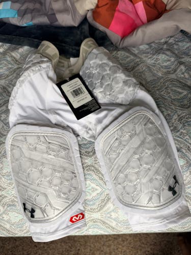 Small Youth Under Armour (New)