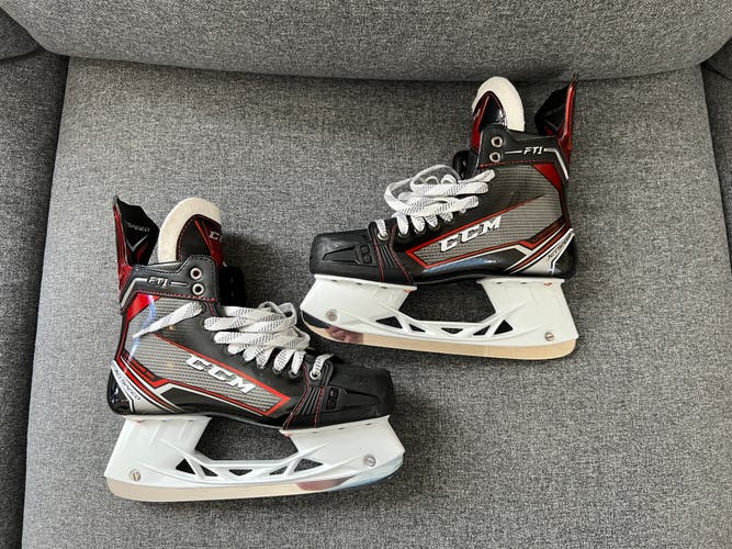 2017 CCM JetSpeed FT1 Hockey Skates Regular Width 8.5 (Used)