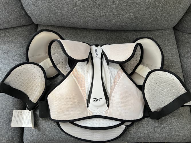 Men's Medium/Large Senior Reebok 5K Pro Shoulder Pads Pro Stock (New)