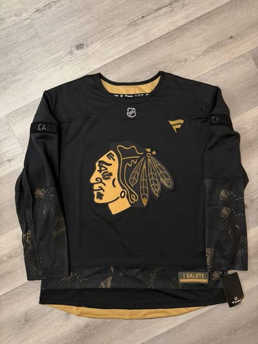 Blackhawks Fanatics 'I Salute' Military Jersey Blank - 46