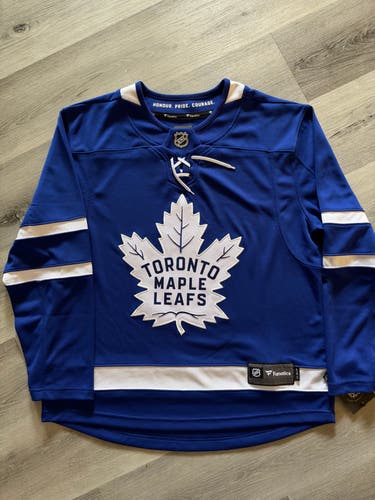 Maple Leafs Fanatics Breakaway Home Jersey - M