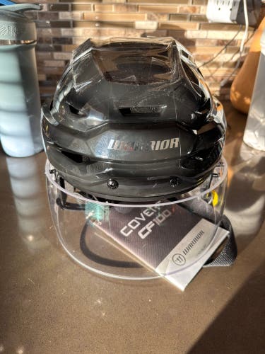 Medium Warrior Covert CF 100 Helmet (New)