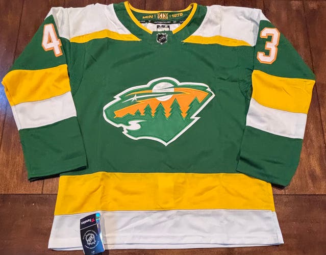 Minnesota Wild Quinn Hughes Green Jersey Adult Small (46) NWT