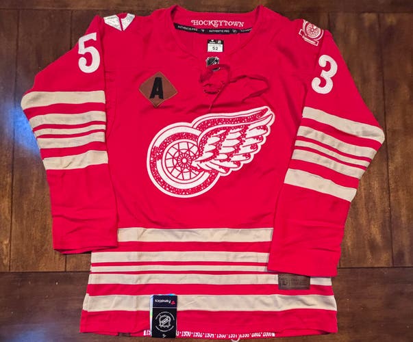 Detroit Red Wings Mortiz Seider Red Centennial 100 Years Stitched Size Large