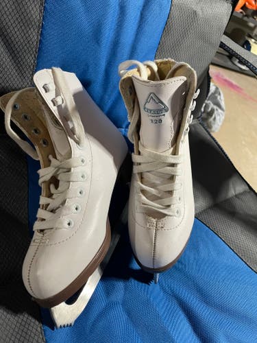 Figure Skates Junior 1