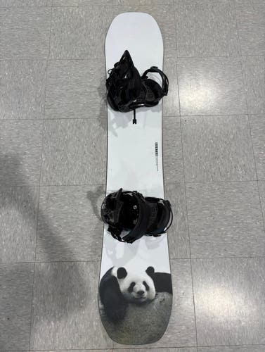 Women's Burton Snowboard 142 cm (Used)