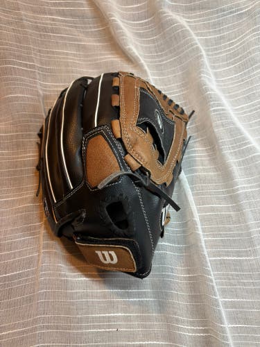 Wilson A350 Youth RH Infield Baseball Glove 12" (New)