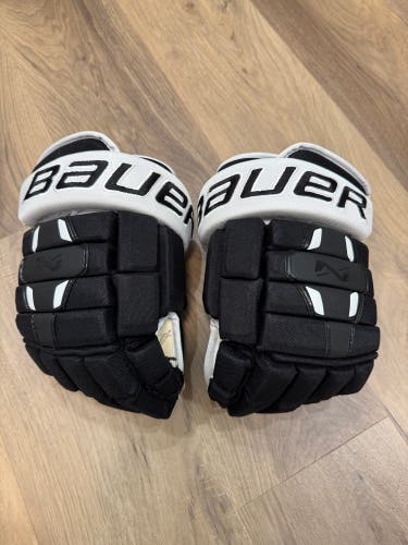 Bauer Nexus N2900 Gloves 13" (Used: like new) black/white