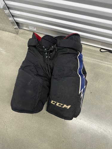 Tampa bay lightning Senior Large CCM HPUCLP Hockey Pants Pro Stock (Used)