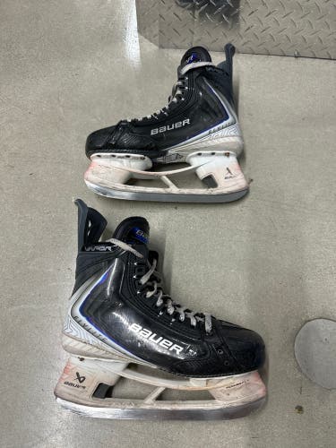 2025 Bauer Vapor Flylite Hockey Skates 8 (Used)