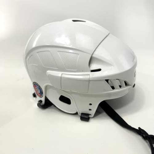 Used White CCM FL40 Helmet | Senior Medium | AB224