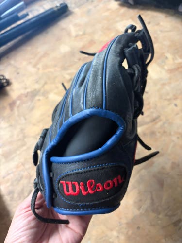 Wilson A700 Baseball Glove