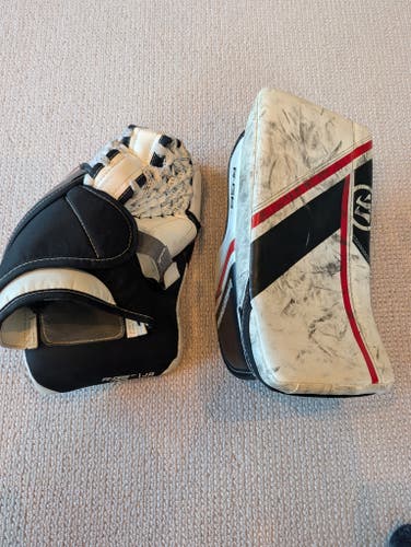 Warrior G6 E+ Junior Goalie Blocker & Catcher (Used)