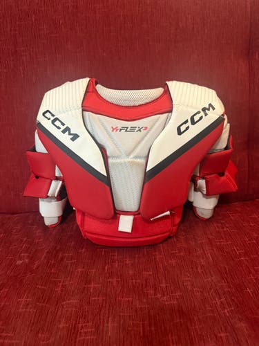 Youth Small / Medium CCM YTFlex 3 Goalie Chest Protector