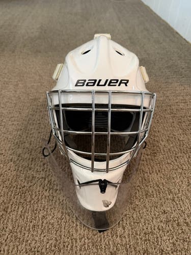 Youth 2023 Bauer 930 Goalie Mask (Used)