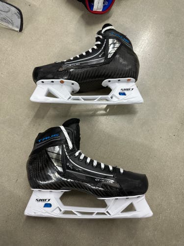 NHL BLACKHAWKS 2023 True SVH Pro Two Piece Hockey Goalie Skates Pro Stock 10.5 (Used)