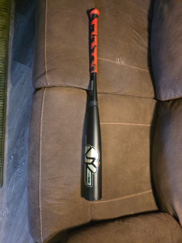 2027 Easton Dub Composite USSSA Certified Bat (-8) 22 oz 30" (Used)
