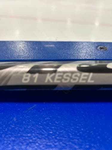 Senior Warrior Alpha LX Right Handed Hockey Stick P90 65 Flex (Used) Phil Kessel