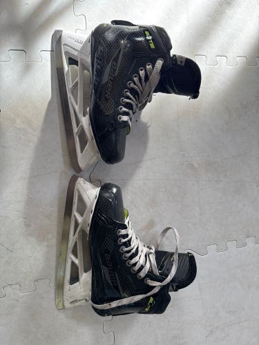 2024 Bauer Elite Hockey Goalie Skates Regular Width 6 (Used)