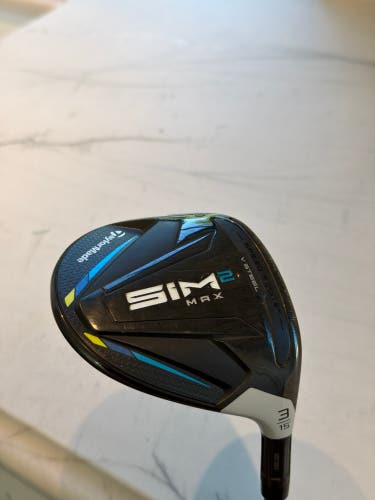 Men's TaylorMade SIM2 MAX Right Handed Fairway Wood 3 Wood (Used)