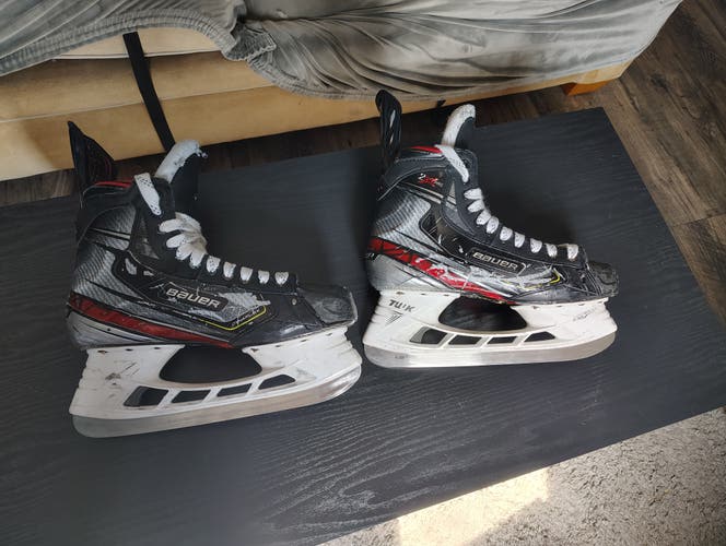Bauer Vapor 2X Pro Hockey Skates Regular Width Pro Stock 10.5 (Used)