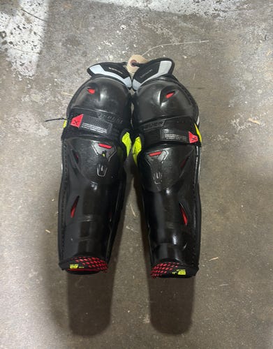 Junior Bauer Shift Pro Shin Pads 11" (Used)