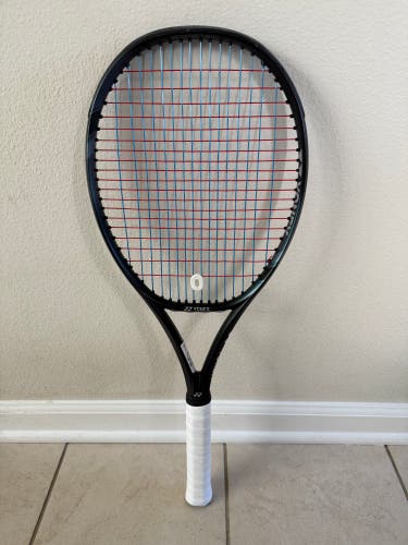 Adult YONEX EZONE 98 Tennis Racquet 7th Generation 2022 Grip Size 4 3/8” Aqua Night (Used)