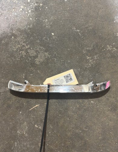 BladeTech Holders, Runners, & Replacement Steel Blades 230 mm (Used)