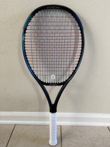 Adult YONEX EZONE 98 Tennis Racquet 7th Generation 2022 Grip Size 4 3/8” Sky Blue (Used)