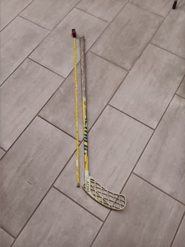Youth Left Hand floorball stick  32 Flex (Used)