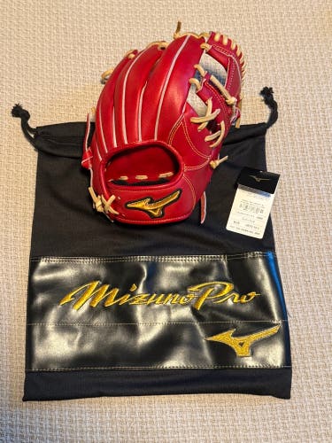 Mizuno Pro Classic Haga Baseball Glove