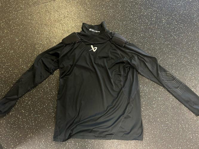Bauer Pro Stock Hockey Neck Guard Shirt Mens L Fiber Cut Resistant Base Layer