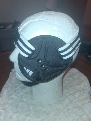 Adidas wizard youth wrestling headgear