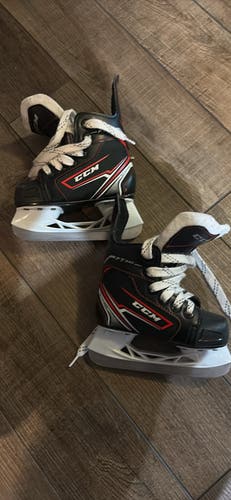 2017 CCM JetSpeed FT340 Hockey Skates Regular Width 7 (Used)