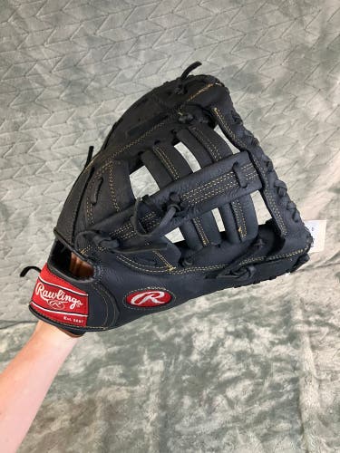 Black Rawlings Renegade RH First Base Baseball Glove 12.5" (Used)