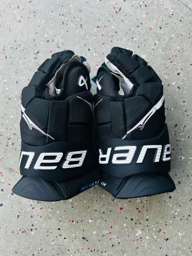 Bauer Vapor Flylite Hockey Gloves Senior 15" (New)