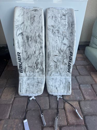 35" Bauer Supreme Shadow Goalie Leg Pads (Used)