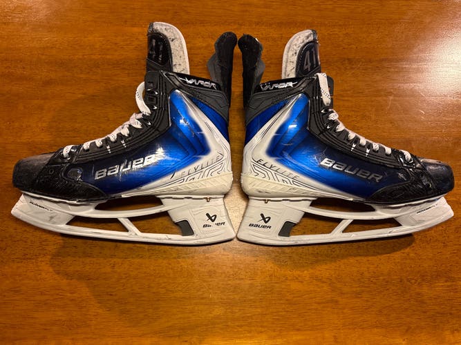 White/Blue Bauer Vapor Flylite Hockey Skates Pro Stock 8 3/4