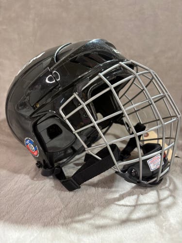 Black Medium CCM FitLite 40 Helmet (Used)