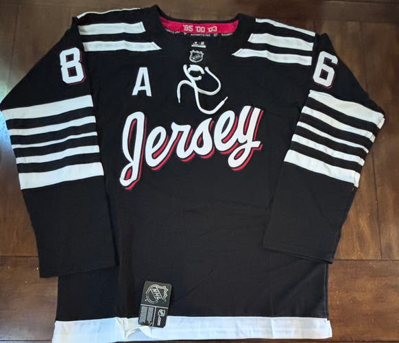 New Jersey Devils Jack Hughes  Alternate Black Jersey Adult Large (52) NWT
