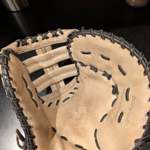 2025 SSK RH First Base Z7 Specialist Baseball Glove 13" (Used)