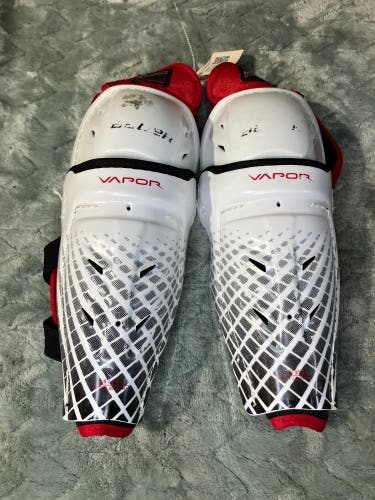 Junior Bauer Vapor Shin Pads 10.5" (Used)