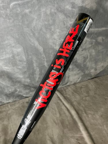 Black Victus Bat (-8) Composite 26 oz 34" (New)