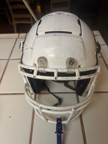 White Adult Large Schutt F7 Helmet (Used)