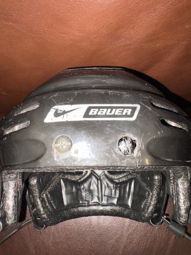Large Bauer 5500 Helmet (Used)