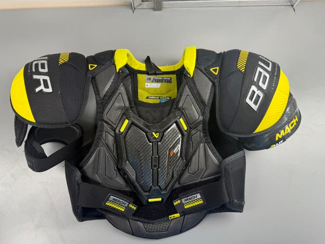 Medium Junior Bauer Supreme Mach Shoulder Pads (Used)