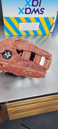 Used ROYALE 13 BB/SB Glove RH Throw None 13" 11497-C000162442