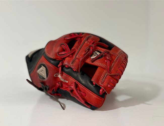2022 Akadema Torino Series (Custom) RH Infield Baseball Glove 11.5" (Used)