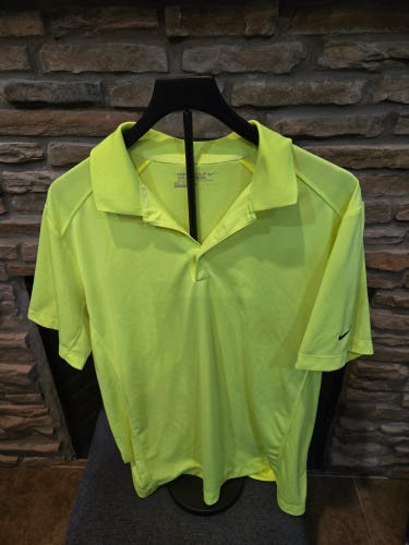 Used Neon Yellow Large Men's Nike Shirt (Used)