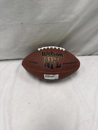 Used Wilson Junior Football 11490-S000278433